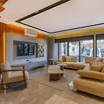 Apartamento Arya Garden Side