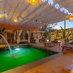 Arya Garden *