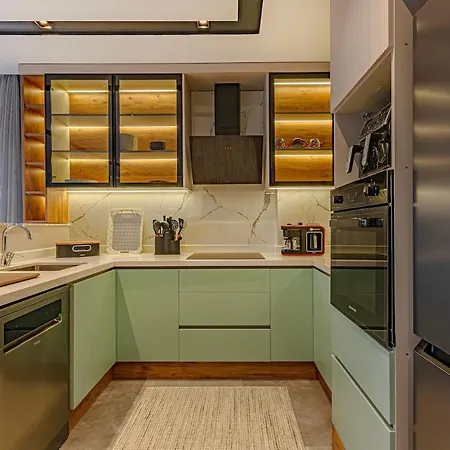 Apartment Arya Garden Side