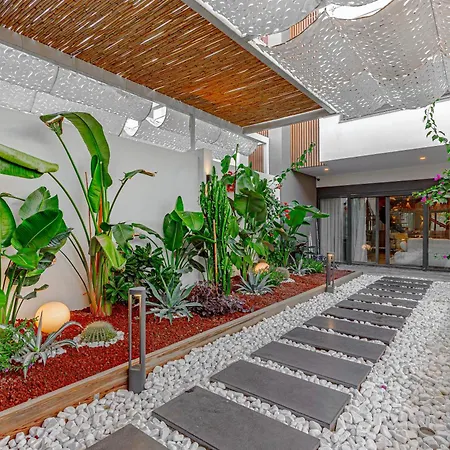 Arya Garden * Σιντέ